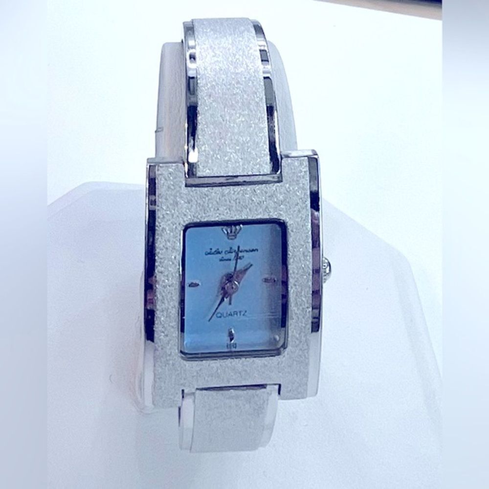 Vintage Jules‎ Jurgenson Woman’s Bracelet Quartz watch new battery